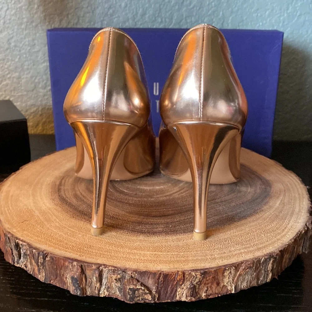 Stuart Weitzman Metallic Gold Leather Pumps Sz. 7 - Picture 4 of 6